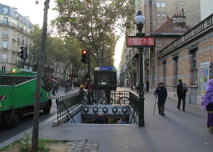 Paris\' Premium Romantic Studio